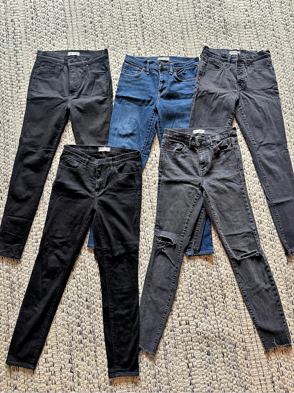 Bundle of 5 Madewell Women's Skinny Jeans Black & Blue
